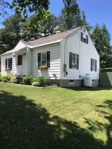 19 Leslie Avenue Claremont NH 03743