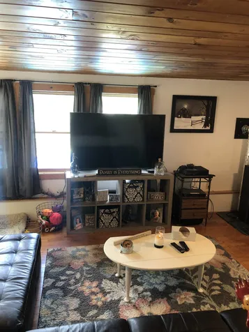19 Leslie Avenue Claremont NH 03743