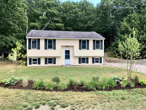 33 Folsom Drive Newmarket NH 03857