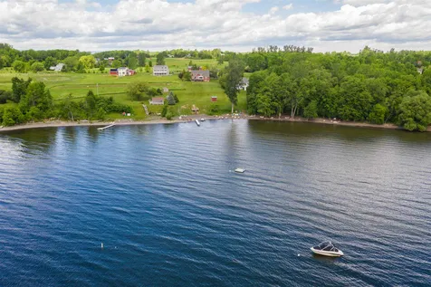 14 Turtle Bay Lane South Hero VT 05486
