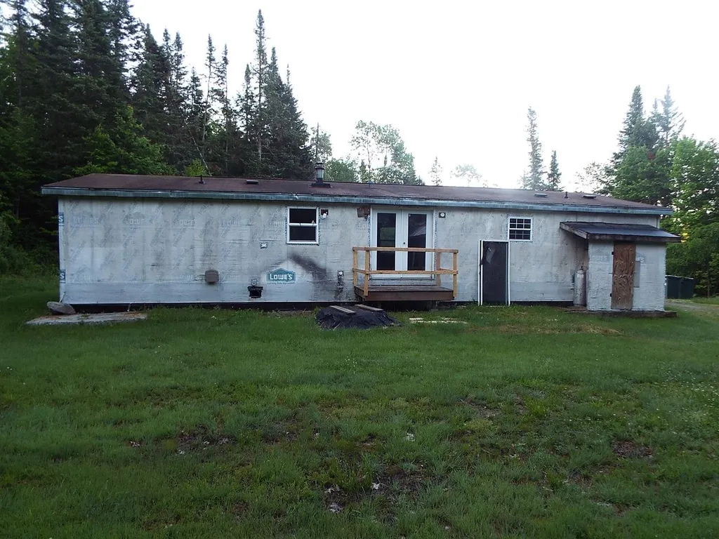5 Hall Road Dalton NH 03598