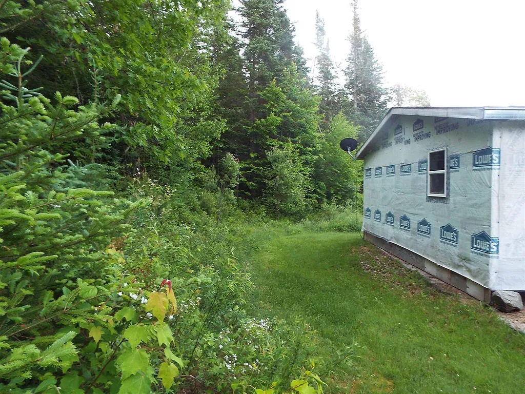5 Hall Road Dalton NH 03598
