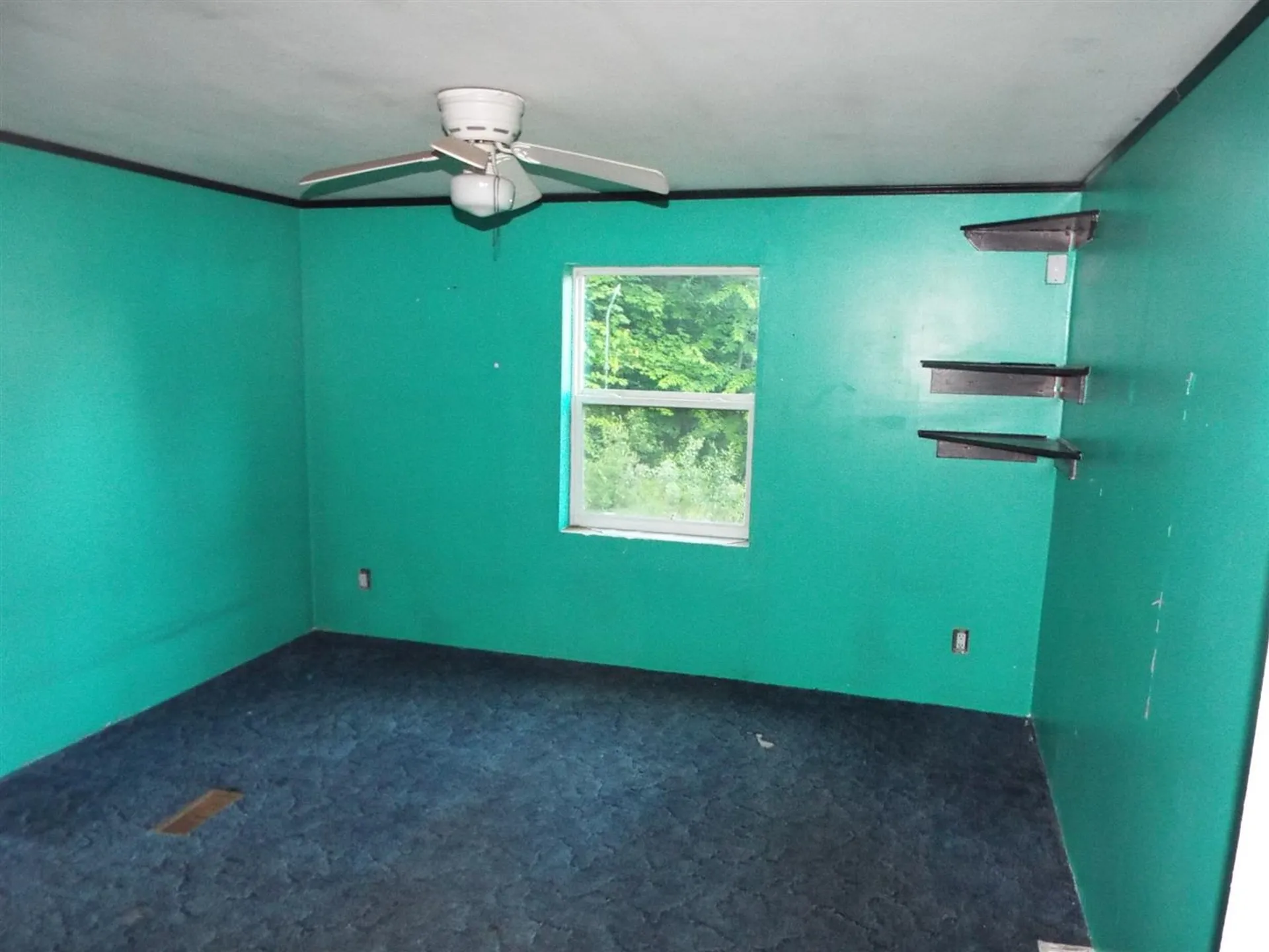5 Hall Road Dalton NH 03598