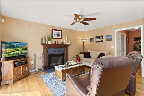 57 Laurel Crest Drive Brookline NH 03033-2137