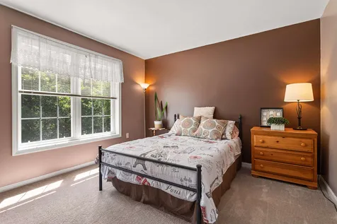 57 Laurel Crest Drive Brookline NH 03033-2137