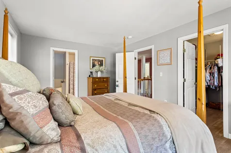 57 Laurel Crest Drive Brookline NH 03033-2137