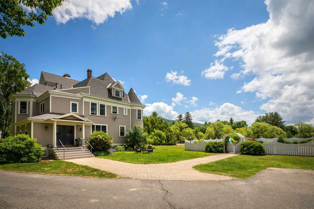 751 Main Road Stamford VT 05352