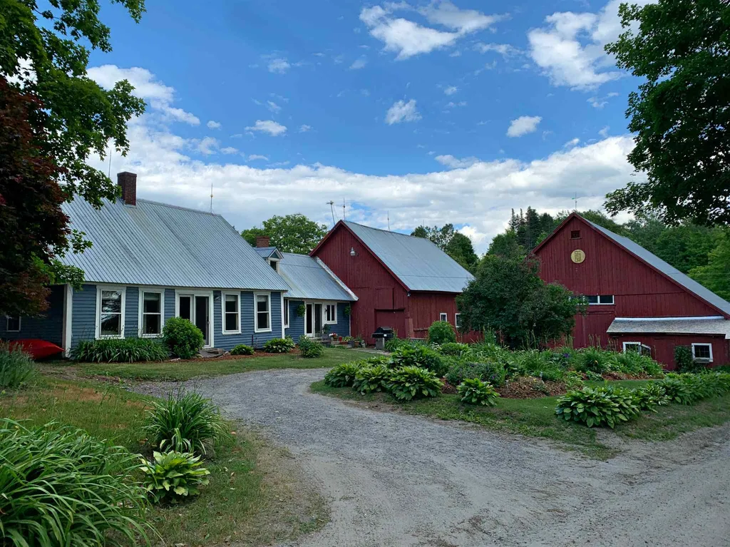 2194 Oneida Road Danville VT 05828