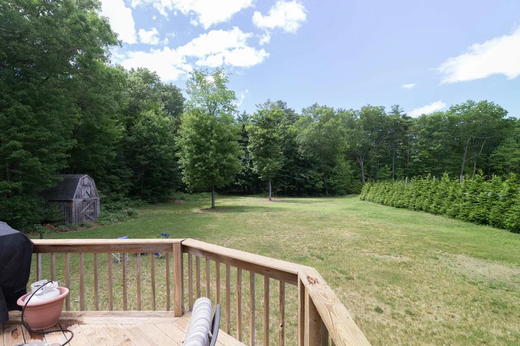132 Colchester Point Road Colchester VT 05446
