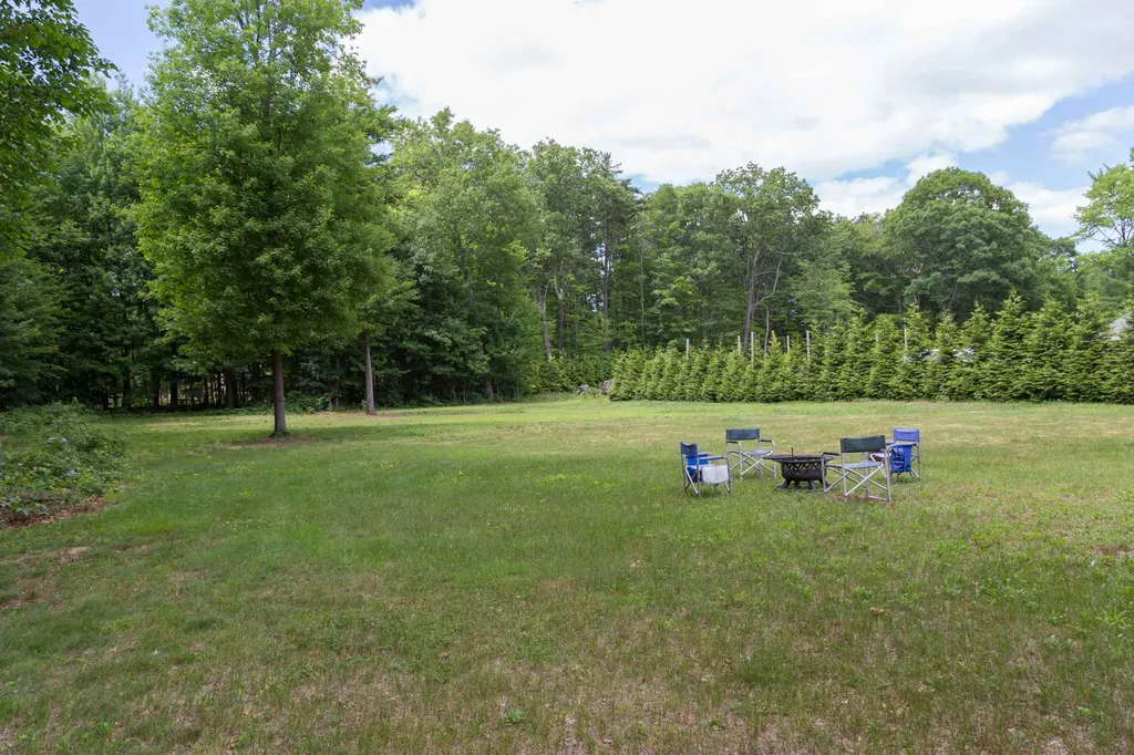 132 Colchester Point Road Colchester VT 05446