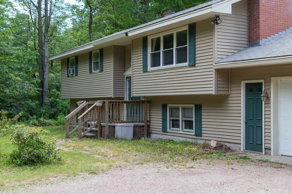 132 Colchester Point Road Colchester VT 05446