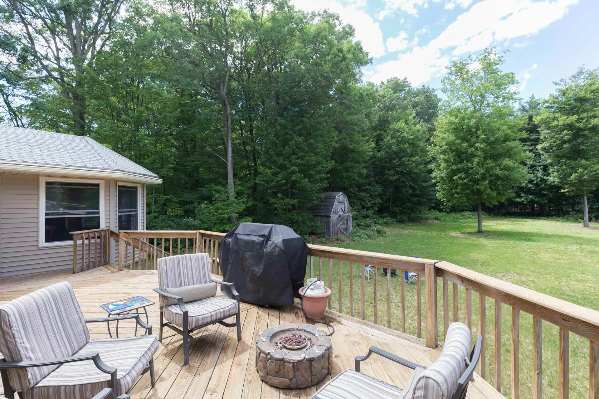 132 Colchester Point Road Colchester VT 05446