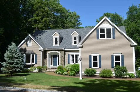 25 Storybrook Lane Amherst NH 03031