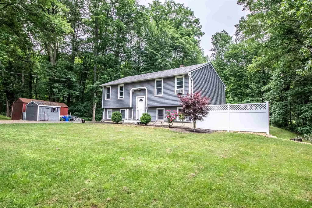 11 Stanorm Drive Newmarket NH 03857