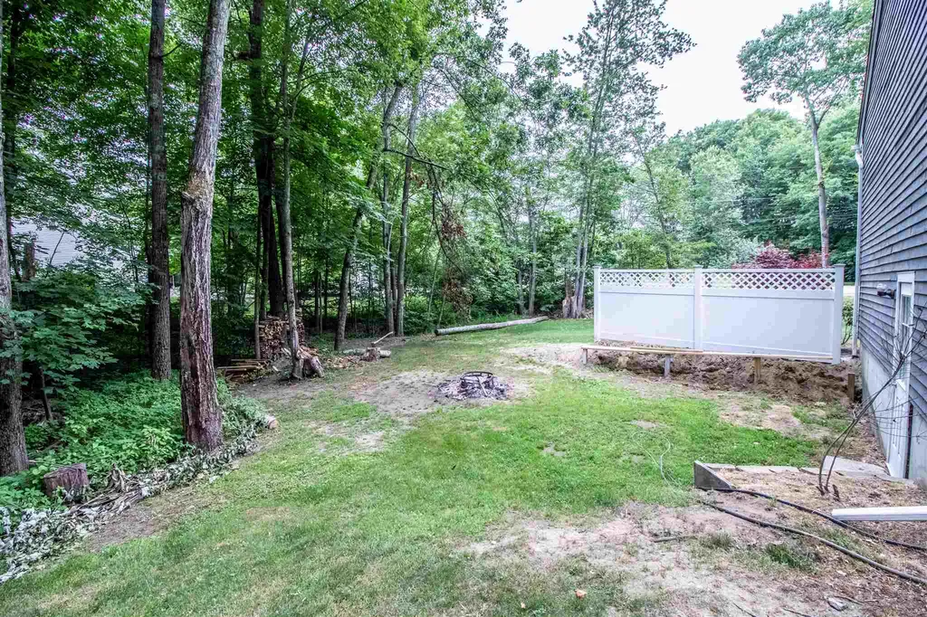 11 Stanorm Drive Newmarket NH 03857
