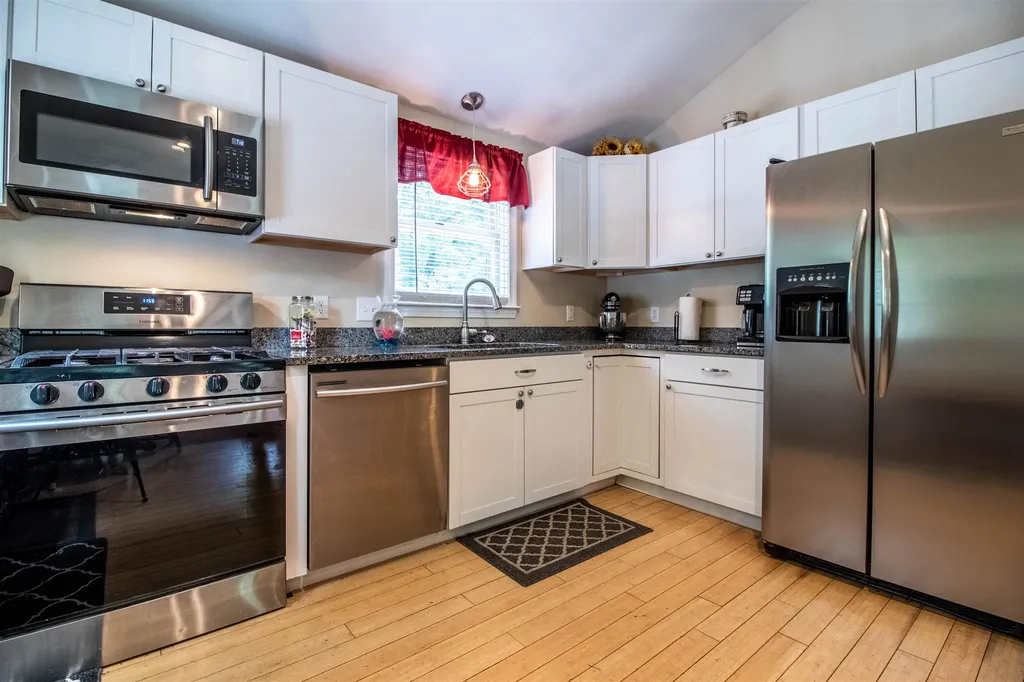 11 Stanorm Drive Newmarket NH 03857
