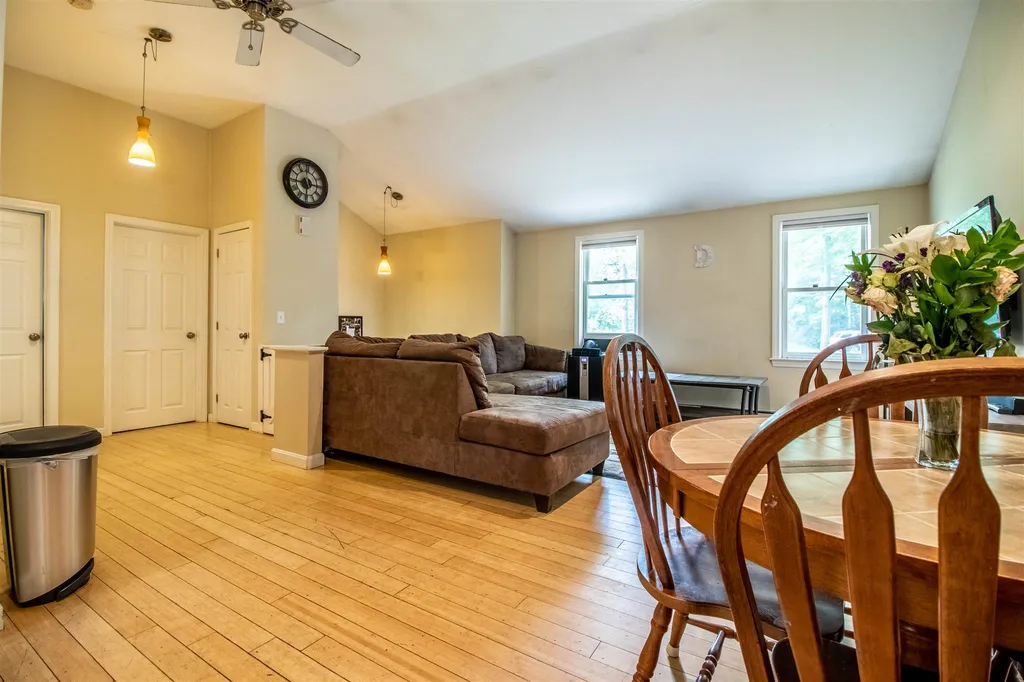 11 Stanorm Drive Newmarket NH 03857