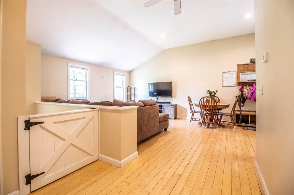 11 Stanorm Drive Newmarket NH 03857