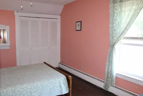 135 Wall Street Springfield VT 05156