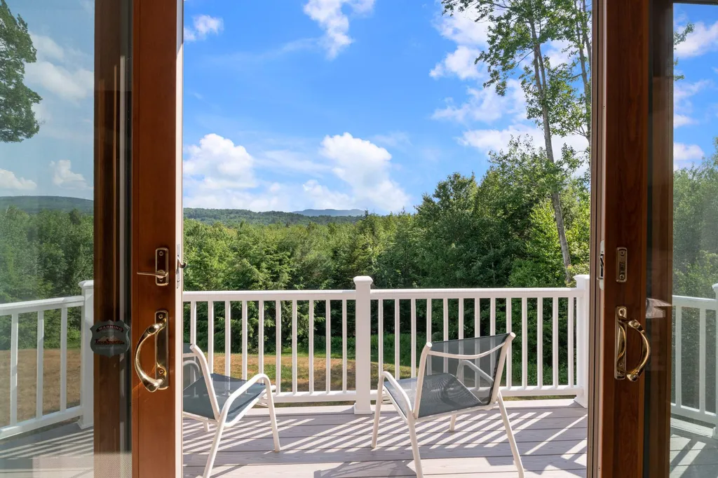 64 Surrey Lane New London NH 03257