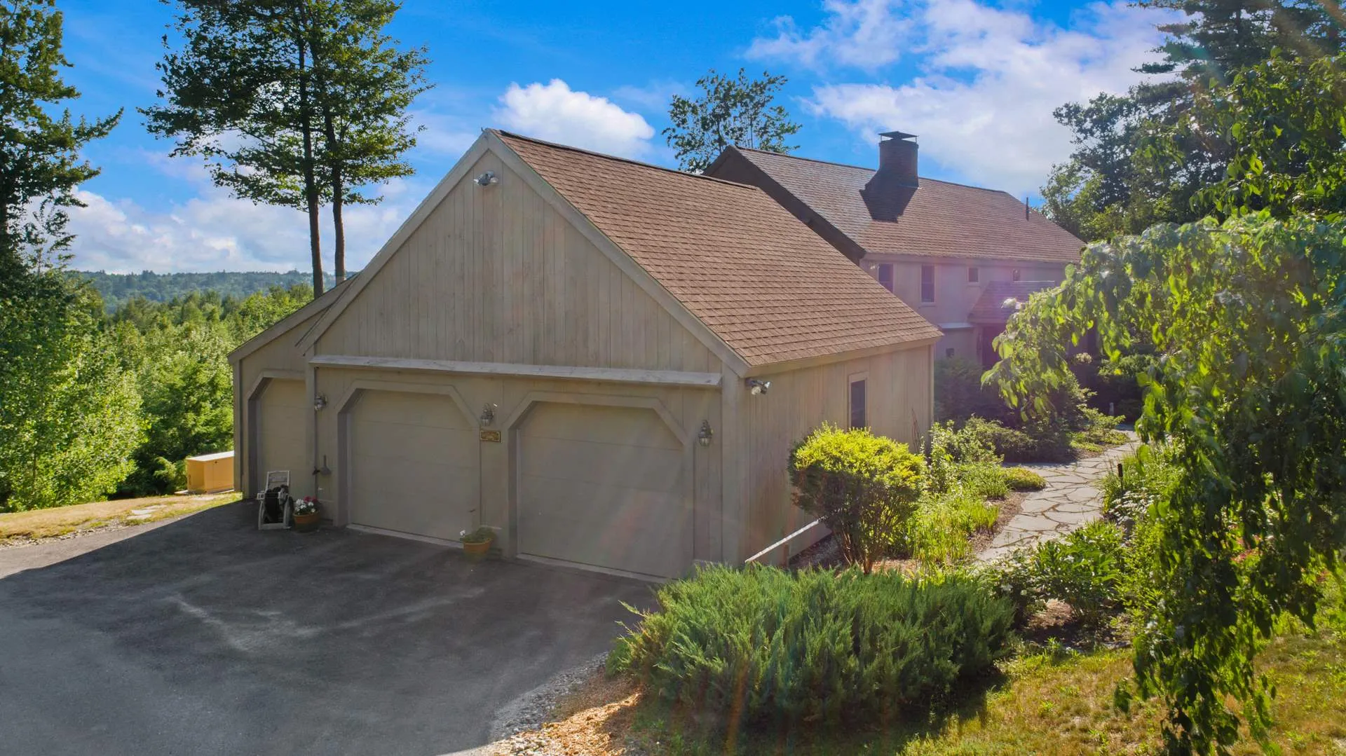 64 Surrey Lane New London NH 03257