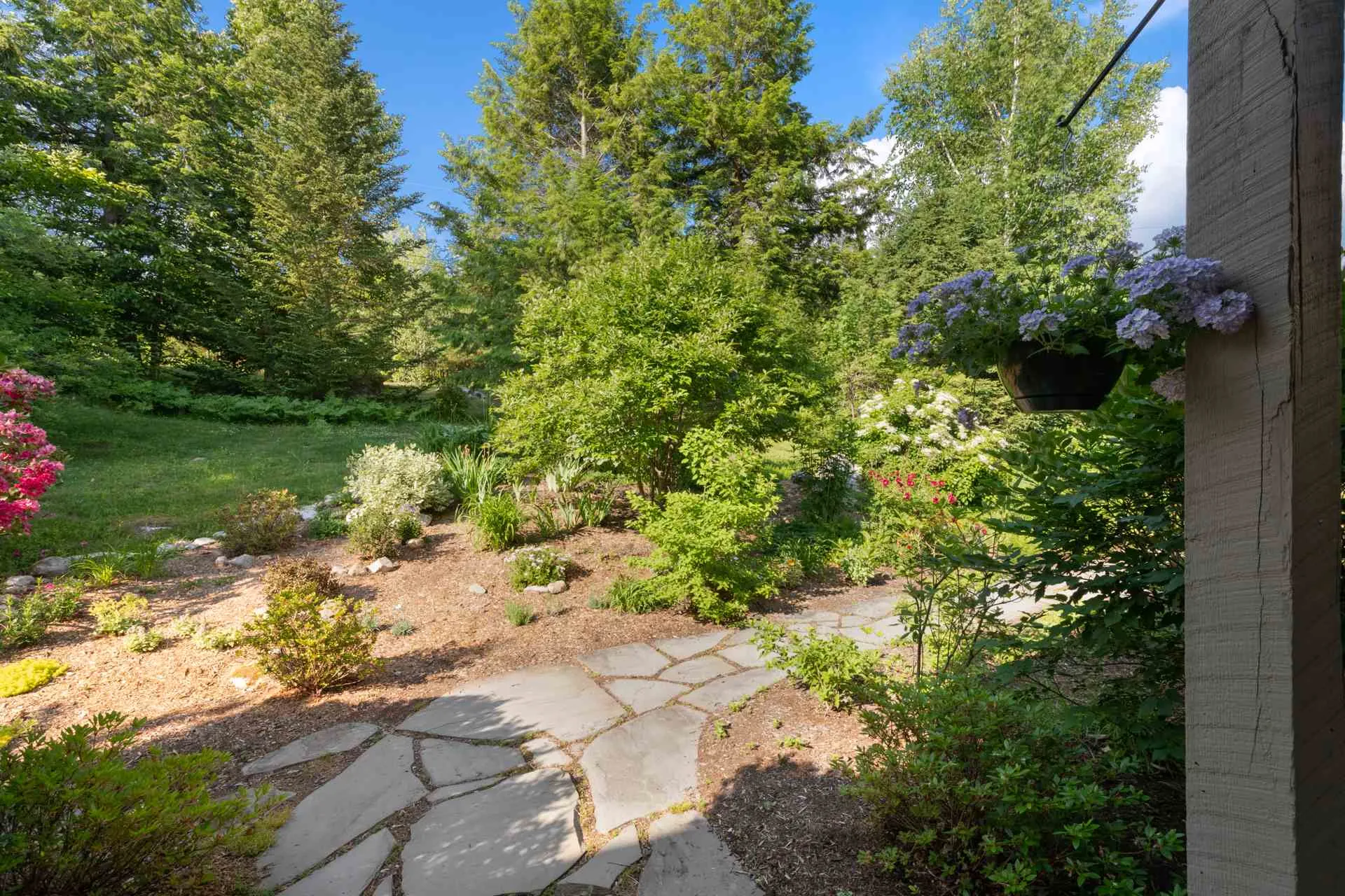 64 Surrey Lane New London NH 03257