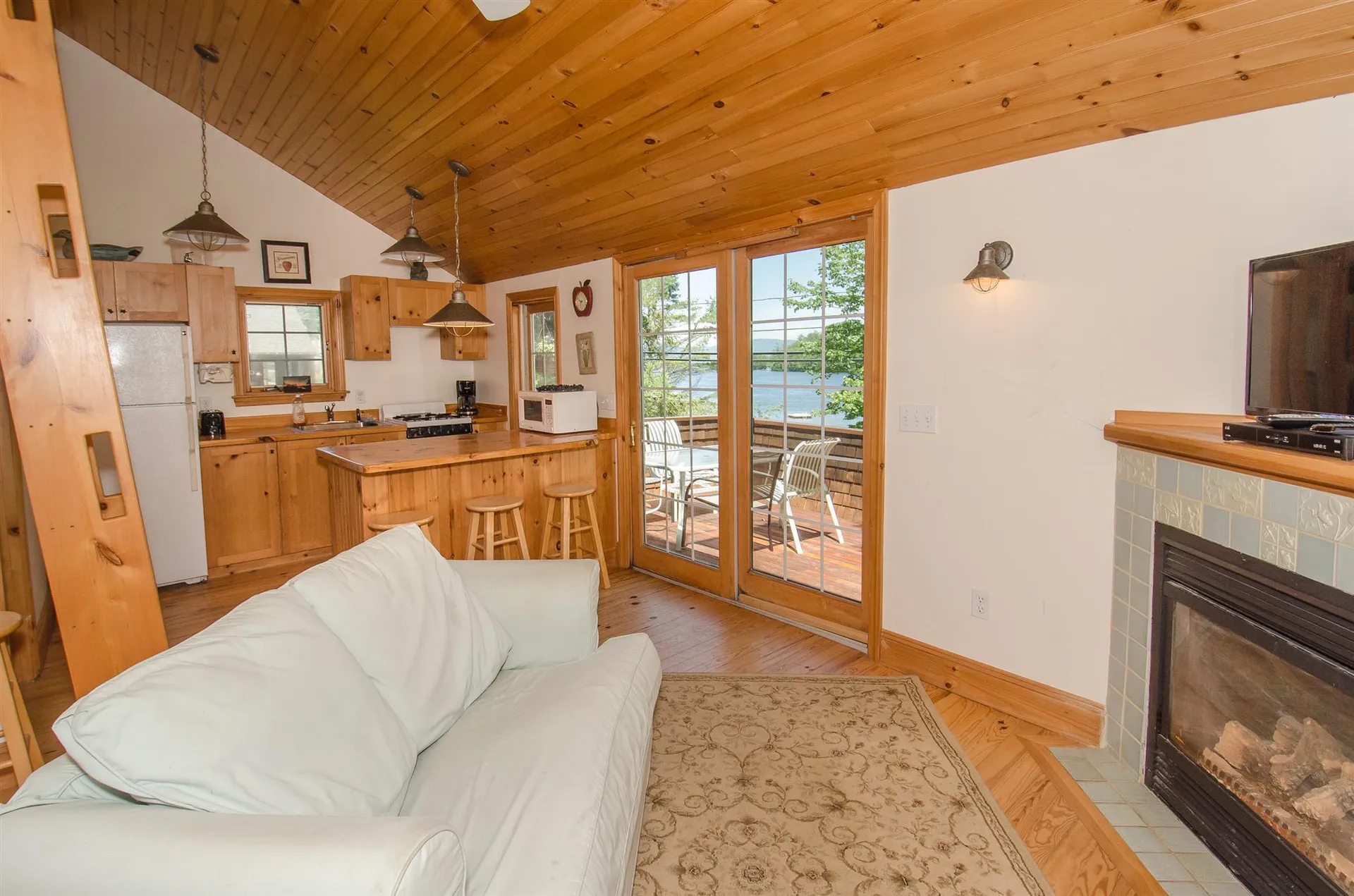 183-189 West Shore Road Bristol NH 03222