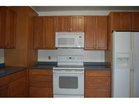 9 Commercial Street Kittery ME 03904
