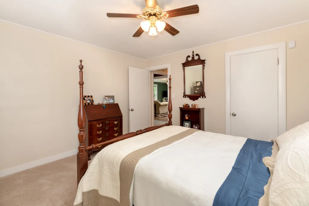 43 Stephen Street Laconia NH 03246