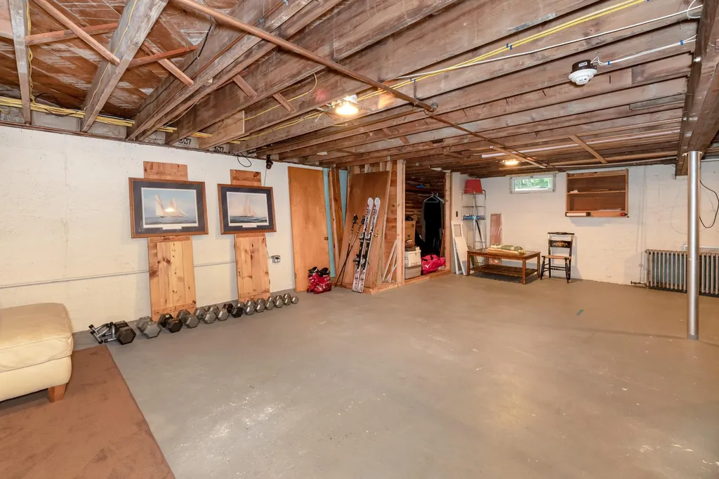 43 Stephen Street Laconia NH 03246
