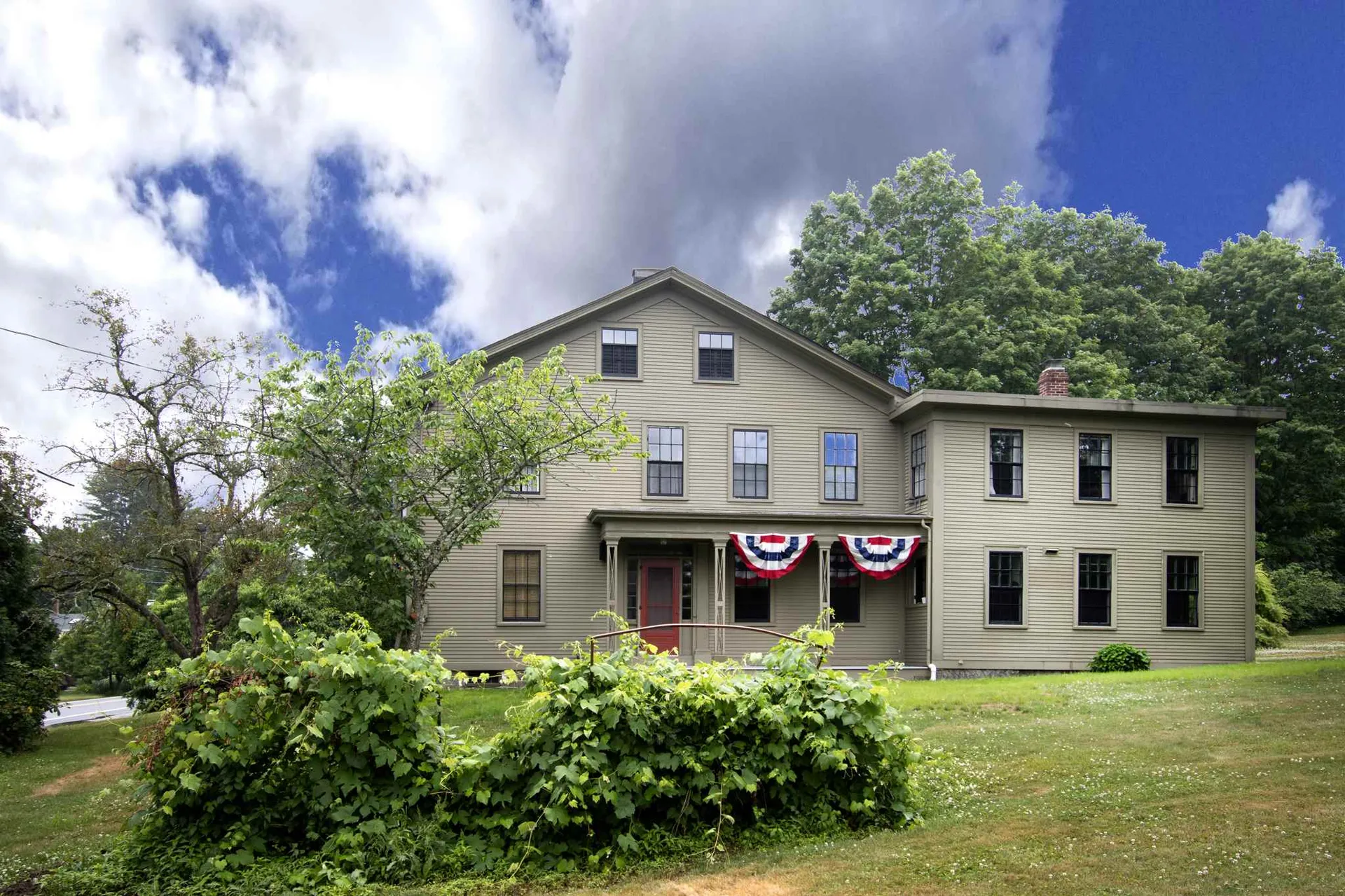 13 Kensington Road Hampton Falls NH 03844