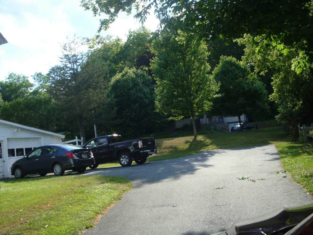 10 Davis Drive Lebanon NH 03766