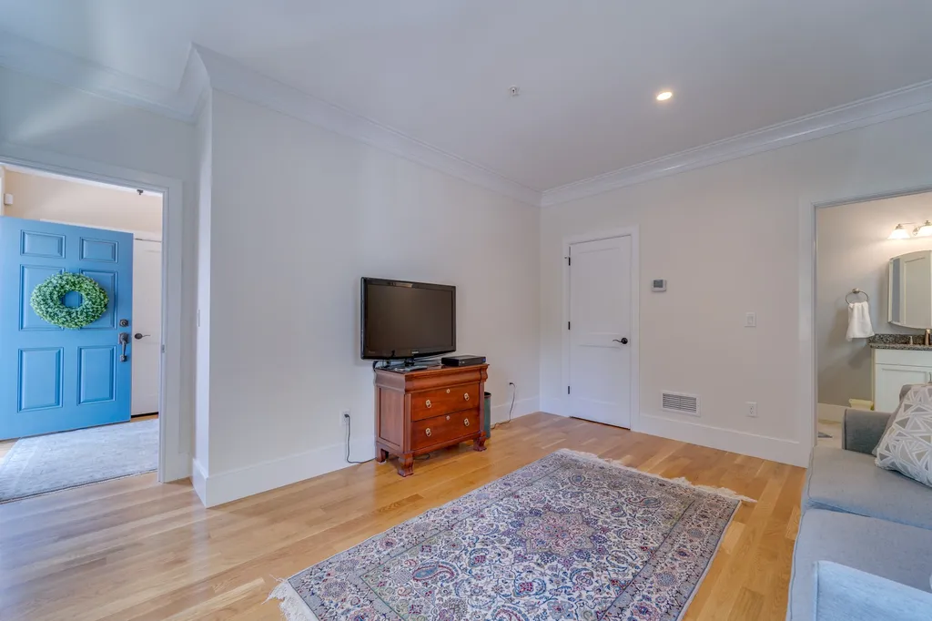 275 Islington Street Portsmouth NH 03801