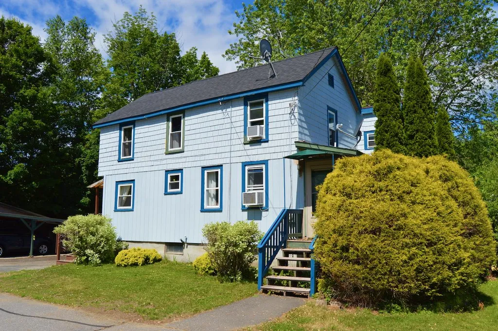 31 Pelchat Street Laconia NH 03246
