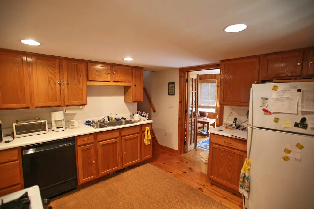 185 Sargent Hill Road Grafton NH 03240