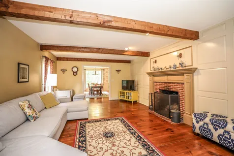128 Carriage Road New Boston NH 03070