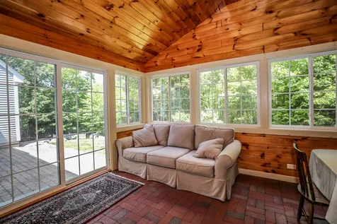 128 Carriage Road New Boston NH 03070