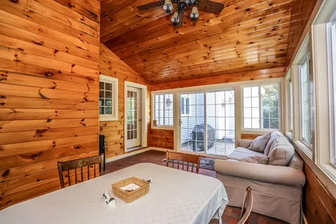 128 Carriage Road New Boston NH 03070