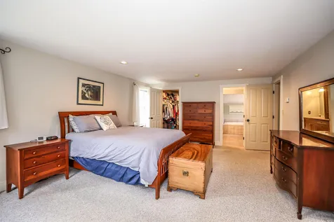 128 Carriage Road New Boston NH 03070