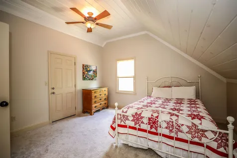 128 Carriage Road New Boston NH 03070