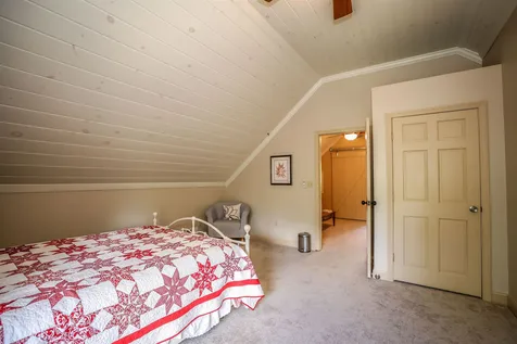 128 Carriage Road New Boston NH 03070