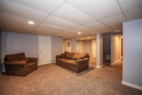 128 Carriage Road New Boston NH 03070