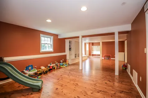128 Carriage Road New Boston NH 03070