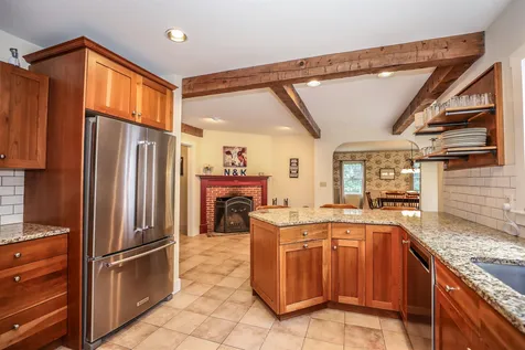 128 Carriage Road New Boston NH 03070