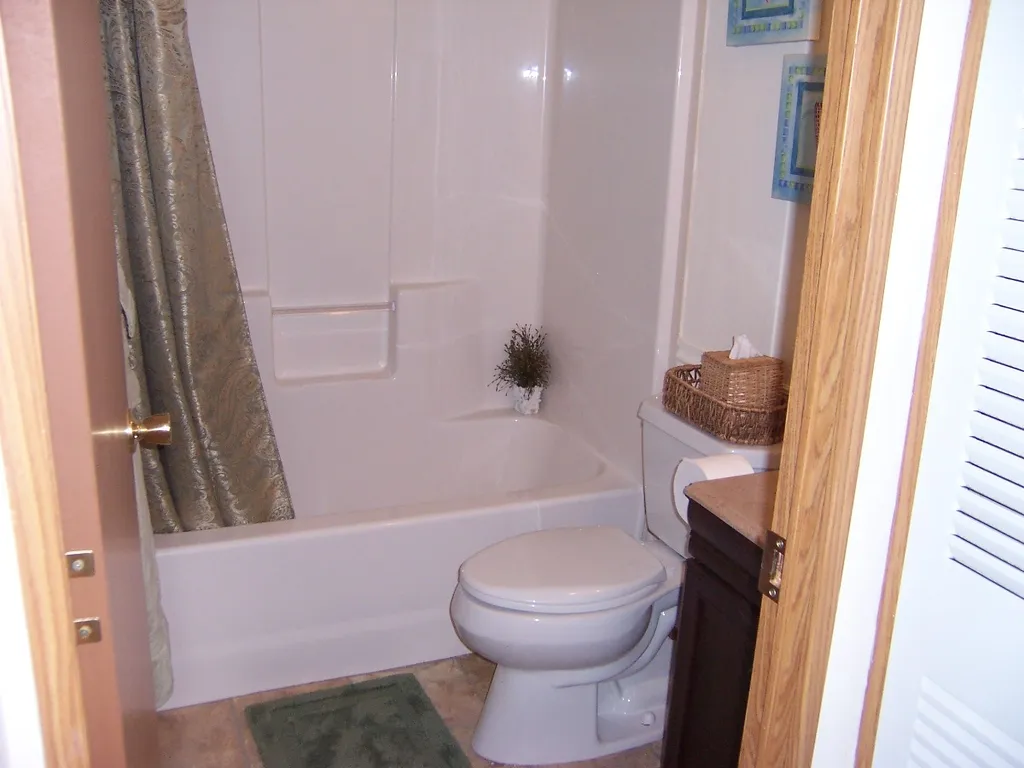 11 Oak Drive North Hampton NH 03862
