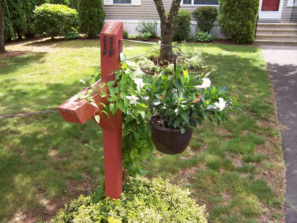 11 Oak Drive North Hampton NH 03862