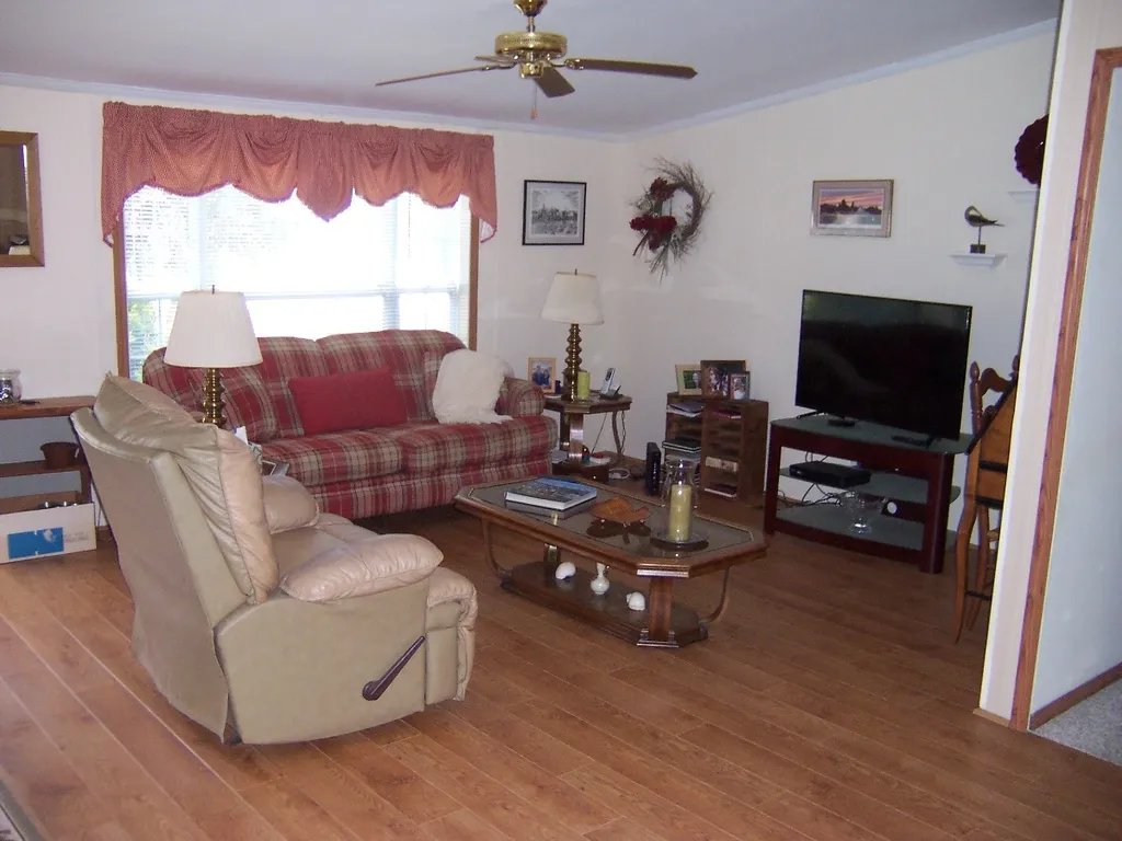 11 Oak Drive North Hampton NH 03862