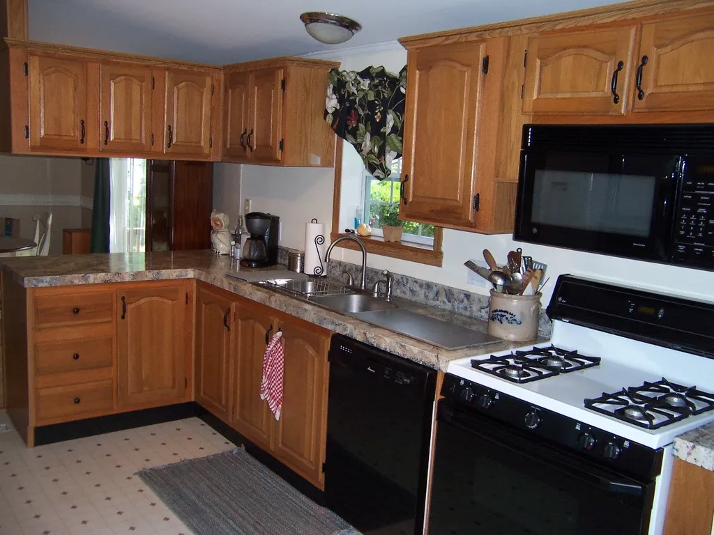 11 Oak Drive North Hampton NH 03862