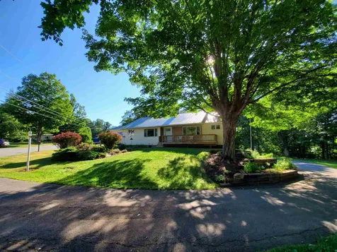 63 Highland Court Chester VT 05143