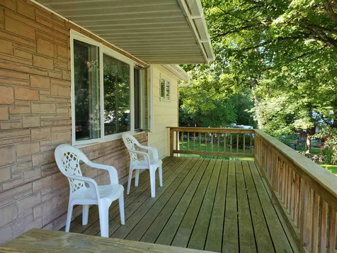 63 Highland Court Chester VT 05143